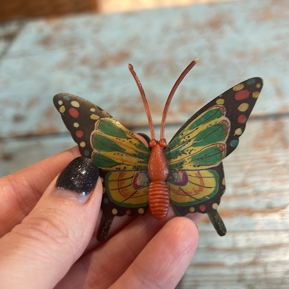Vintage mixed lot of butterfly refrigerator magnets 6 pieces - Picture 8 of 8